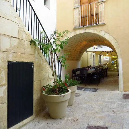 L'arco Delle Commari *