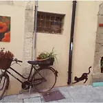 L'arco Delle Commari