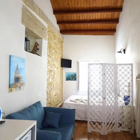 Holiday home L'arco Delle Commari *