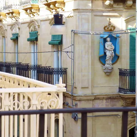 L'arco Delle Commari Vakantiehuis