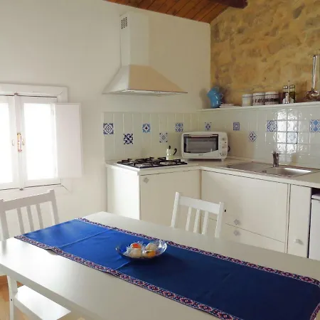 L'arco Delle Commari Holiday home *
